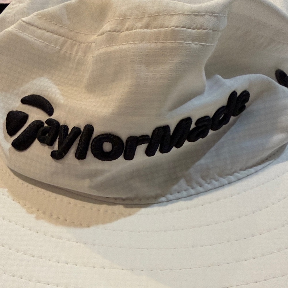 TaylorMade White Wide-Brim Hat - Picture 2 of 3